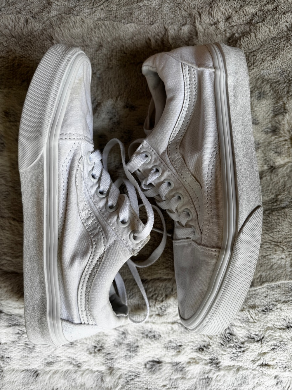 Vans White Canvas Low Top Old Skool Skate Sneakers